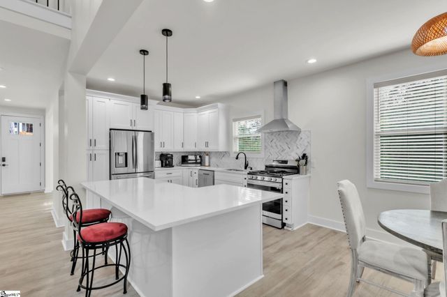 17 Beechridge Way, Greenville, SC 29607