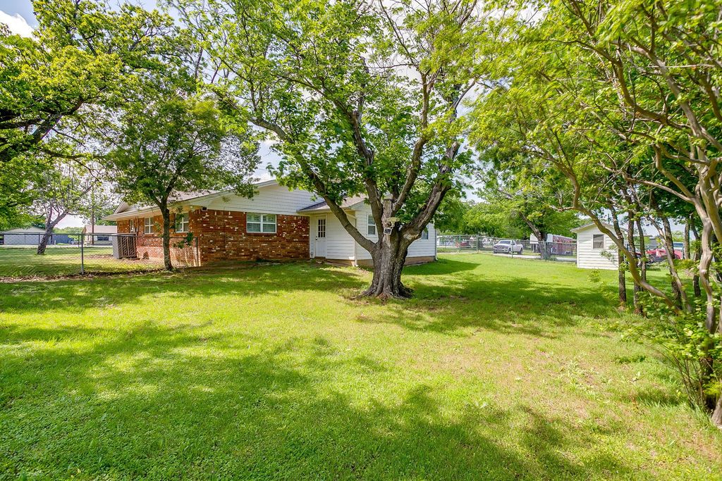 2196 Old Agnes Road, Weatherford, TX 76088 — photo 4