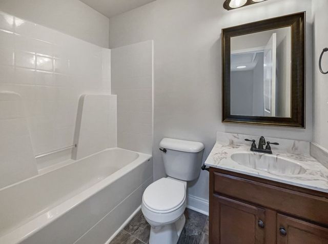 1224 Meachem Dr, Clarksville, TN 37042