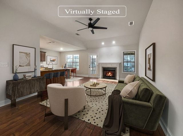 1224 Meachem Dr, Clarksville, TN 37042