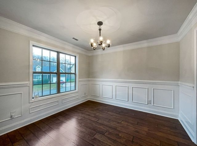 1224 Meachem Dr, Clarksville, TN 37042