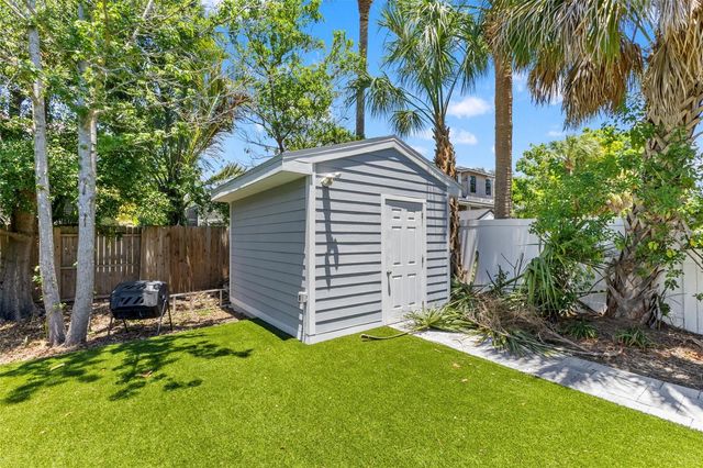 4631 W BAY VILLA AVENUE, Tampa, FL 33611