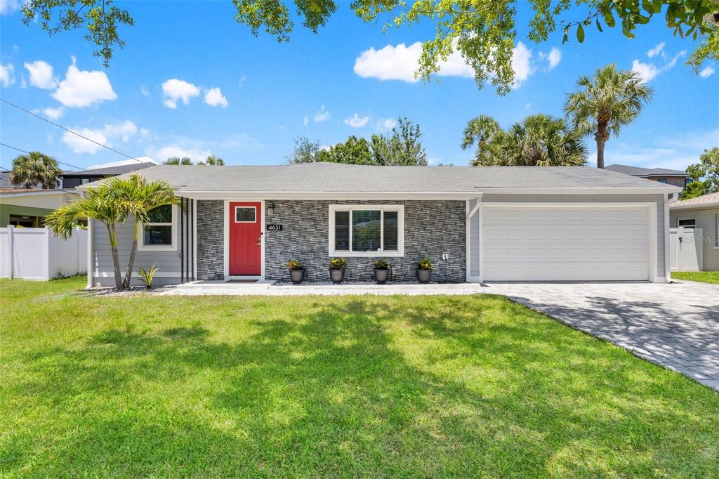 4631 W BAY VILLA AVENUE, Tampa, FL 33611