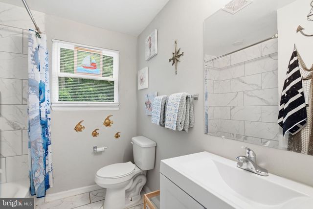 729 SPRUCE DR, Lusby, MD 20657