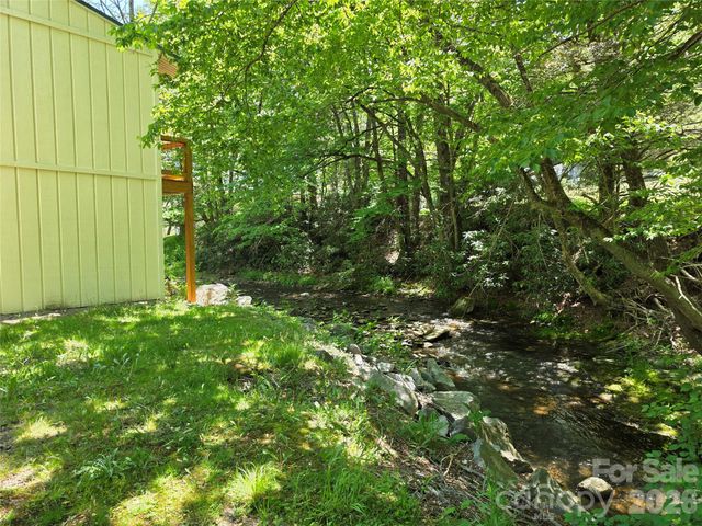 140 Nestle Road, Boone, NC 28607