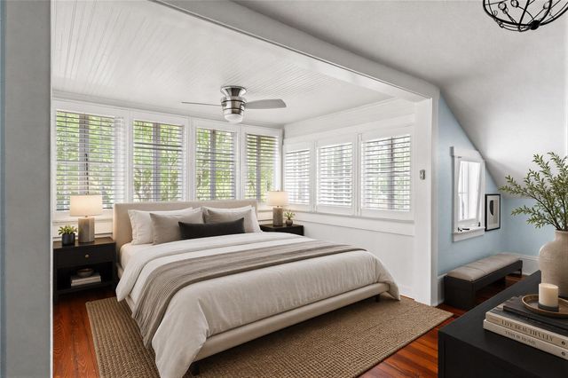 904 W HENRY AVENUE, Tampa, FL 33604
