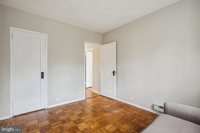 3139 MARTHA CUSTIS DR, Alexandria, VA 22302