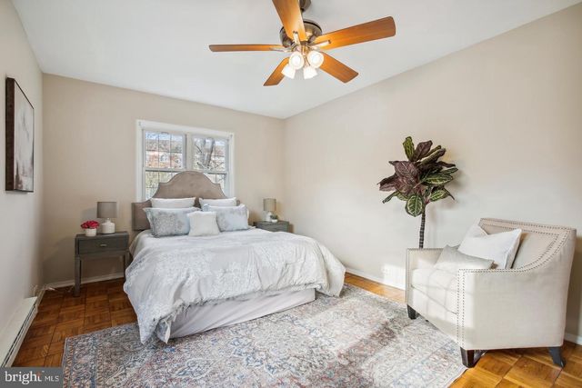 3139 MARTHA CUSTIS DR, Alexandria, VA 22302
