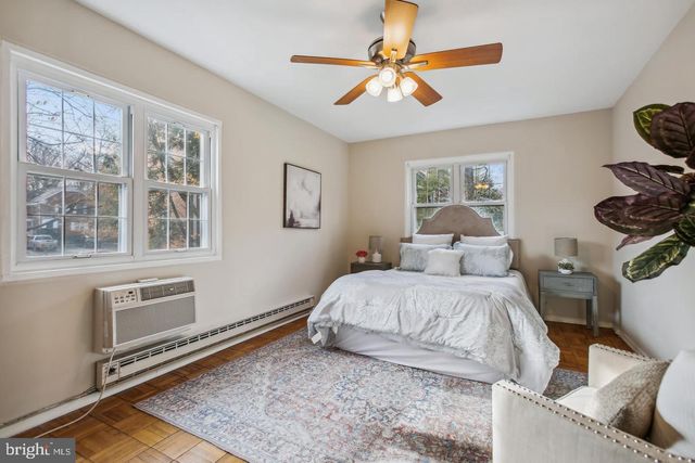 3139 MARTHA CUSTIS DR, Alexandria, VA 22302