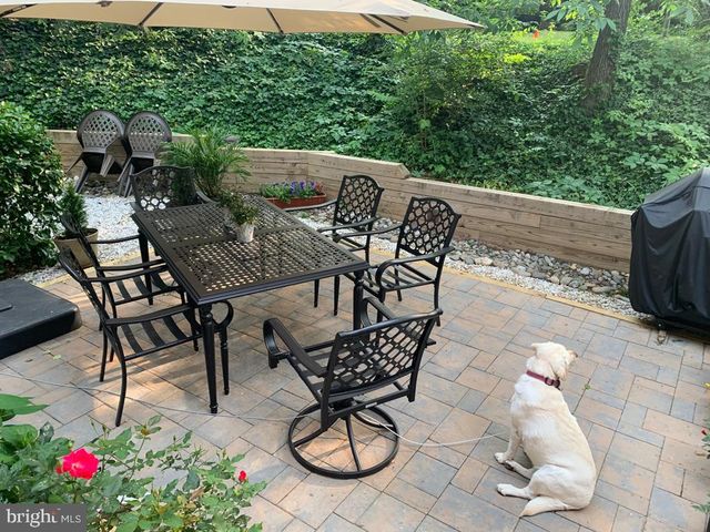 3139 MARTHA CUSTIS DR, Alexandria, VA 22302