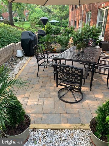 3139 MARTHA CUSTIS DR, Alexandria, VA 22302