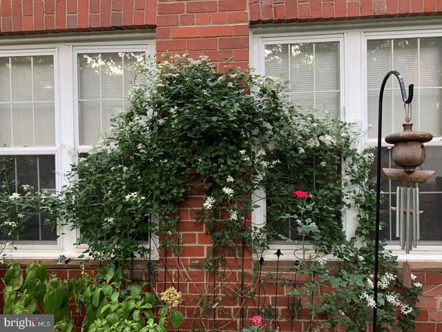 3139 MARTHA CUSTIS DR, Alexandria, VA 22302