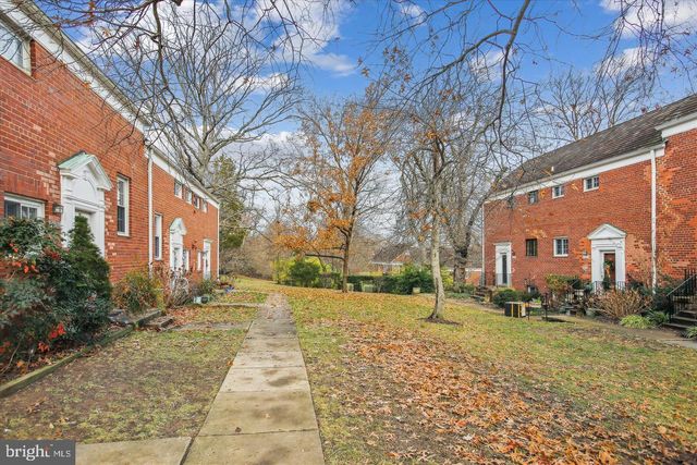 3139 MARTHA CUSTIS DR, Alexandria, VA 22302