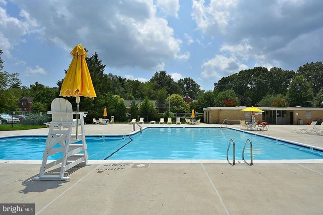 3139 MARTHA CUSTIS DR, Alexandria, VA 22302