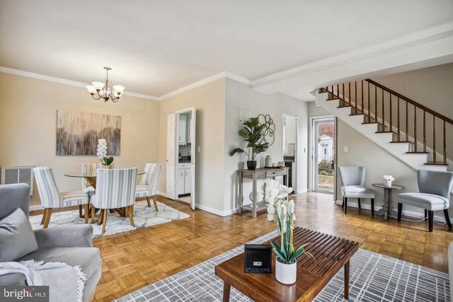 3139 MARTHA CUSTIS DR, Alexandria, VA 22302
