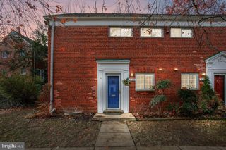 3139 MARTHA CUSTIS DR, Alexandria, VA 22302
