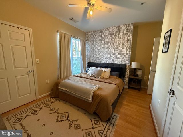 13331-D CONNOR DR, Centreville, VA 20120