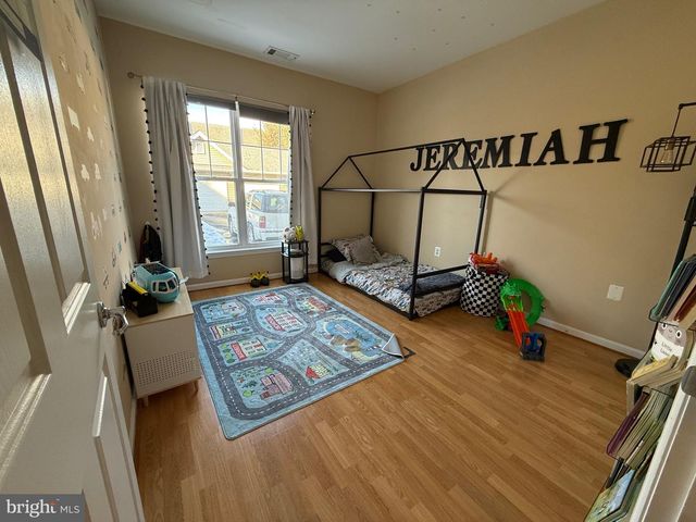 13331-D CONNOR DR, Centreville, VA 20120