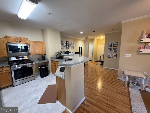 13331-D CONNOR DR, Centreville, VA 20120