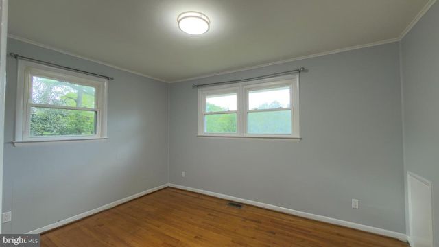 556 ORCHARD ST NW, Vienna, VA 22180