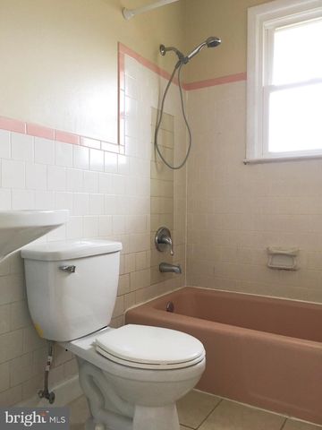 556 ORCHARD ST NW, Vienna, VA 22180