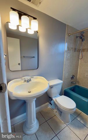 556 ORCHARD ST NW, Vienna, VA 22180