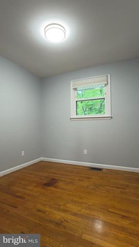 556 ORCHARD ST NW, Vienna, VA 22180