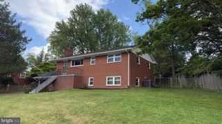 556 ORCHARD ST NW, Vienna, VA 22180