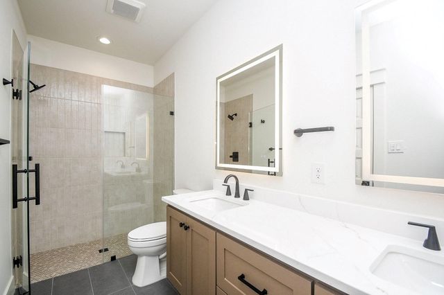 4101 Victoria A, Dickinson, TX 77539