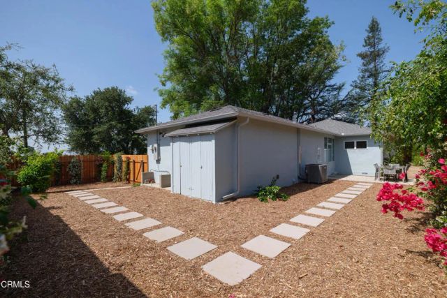 239 E Pentagon Street, Altadena, CA 91001