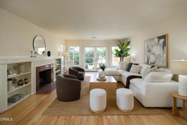 239 E Pentagon Street, Altadena, CA 91001