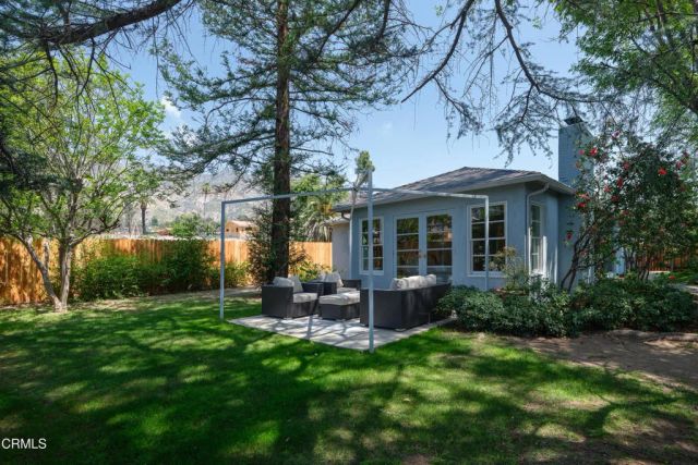 239 E Pentagon Street, Altadena, CA 91001