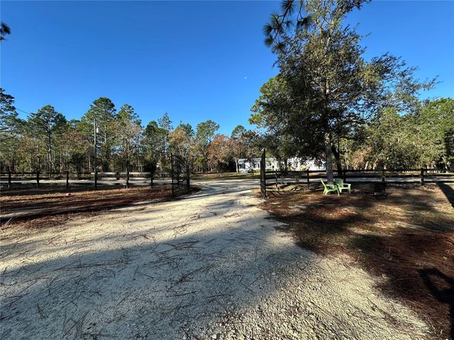 451 SE 144TH AVENUE, Williston, FL 32696