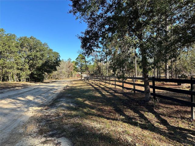 451 SE 144TH AVENUE, Williston, FL 32696