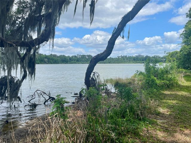 1800 SW 35TH PLACE, Gainesville, FL 32608