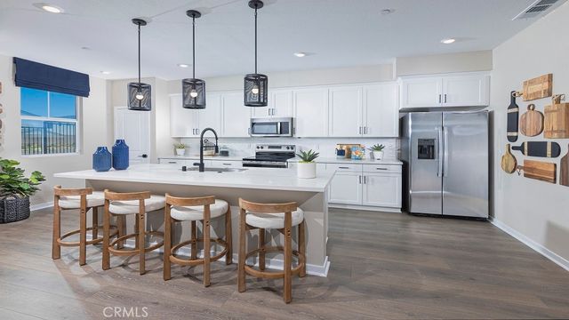 33203 Opal Glass Drive, French Valley, CA 92596