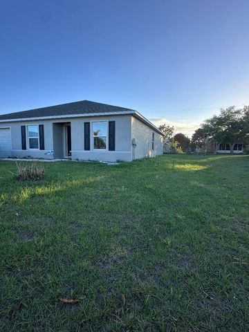 1782 SW Gloria Lane, Port St. Lucie, FL 34953