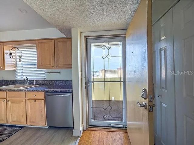 4775 COVE CIRCLE 1002, St Petersburg, FL 33708