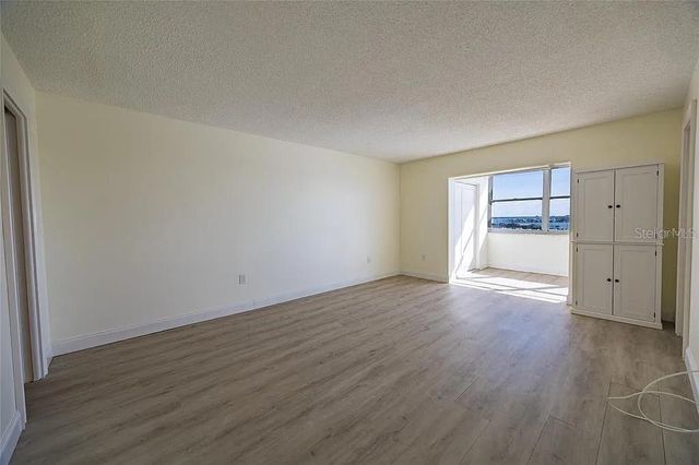 4775 COVE CIRCLE 1002, St Petersburg, FL 33708