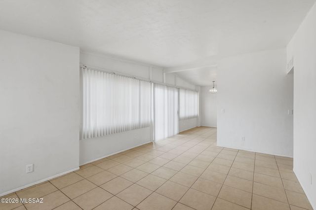 1105 E Garden Loop, Tucson, AZ 85706