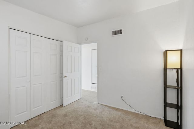 1105 E Garden Loop, Tucson, AZ 85706