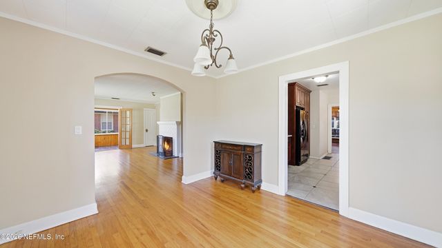821 OLD HICKORY Road, Jacksonville, FL 32207