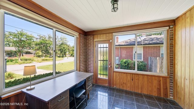 821 OLD HICKORY Road, Jacksonville, FL 32207