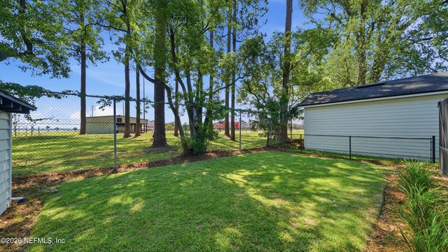 821 OLD HICKORY Road, Jacksonville, FL 32207