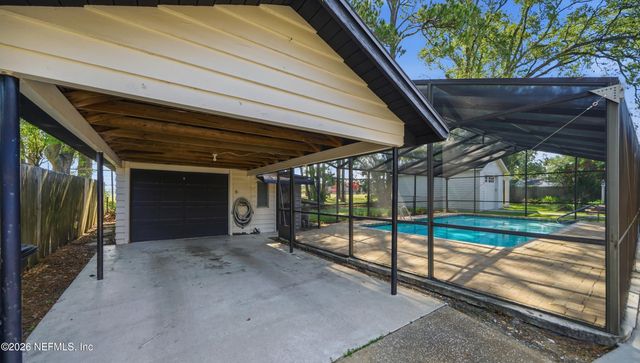 821 OLD HICKORY Road, Jacksonville, FL 32207