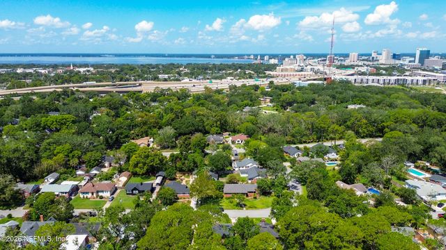 821 OLD HICKORY Road, Jacksonville, FL 32207