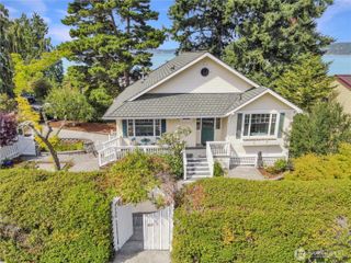 420 1st Street, Langley, WA 98260