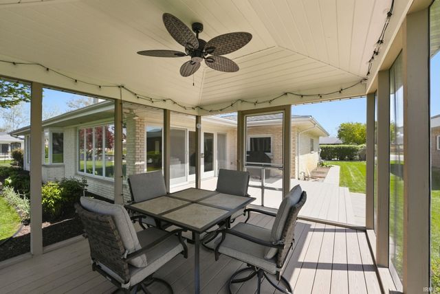 31 Fairlane Drive, Warsaw, IN 46580