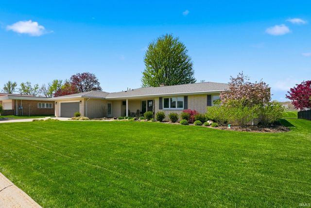 31 Fairlane Drive, Warsaw, IN 46580