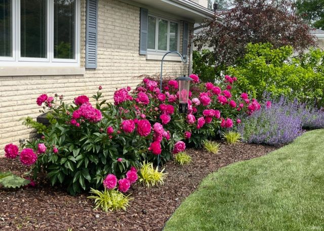 31 Fairlane Drive, Warsaw, IN 46580